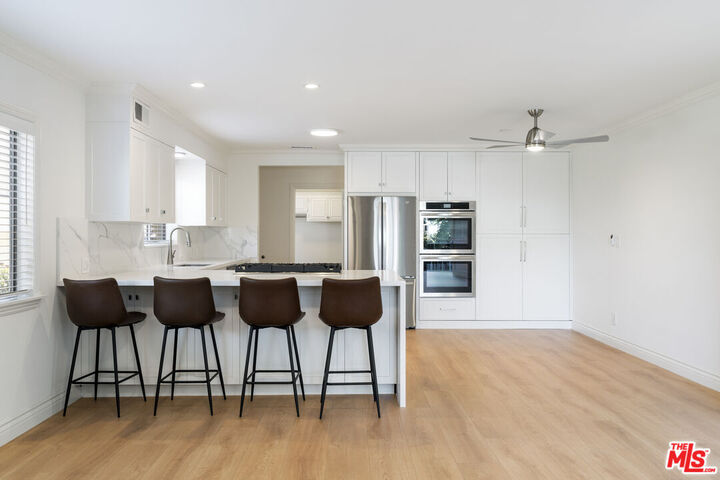 Property Photo:  3514 Mountain View Ave  CA 90066 
