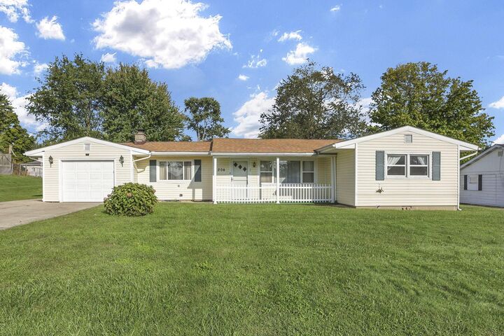 Property Photo: 204 2nd Street OH 43148