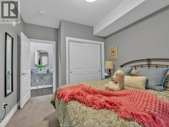 Property Photo:  6 Park 205  ON N9Y 0E7 