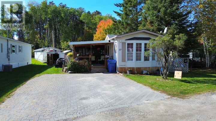 Property Photo:  395 Riverbend Road 27  ON P1B 8Z4 