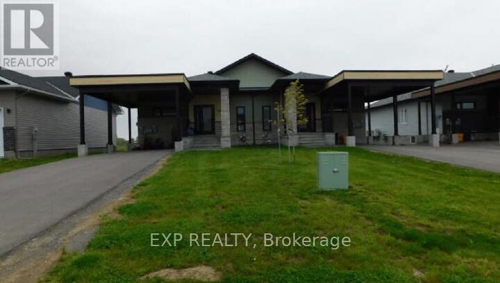 Property Photo:  49 - 55 Adam Street  ON K0A 3C0 