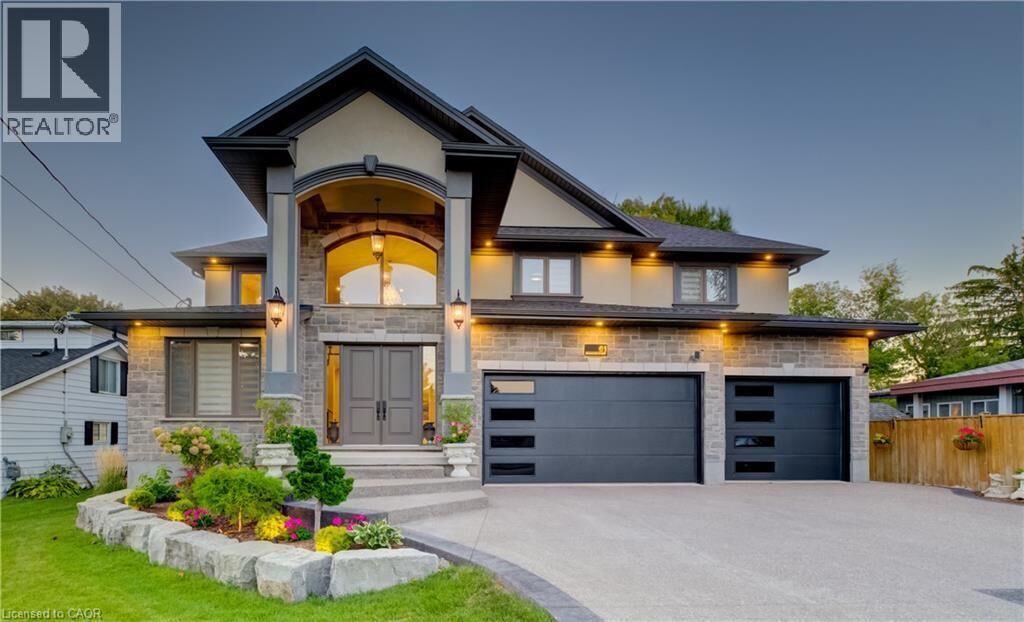 Property Photo: 61 Schweitzer Street ON N2K 1B5