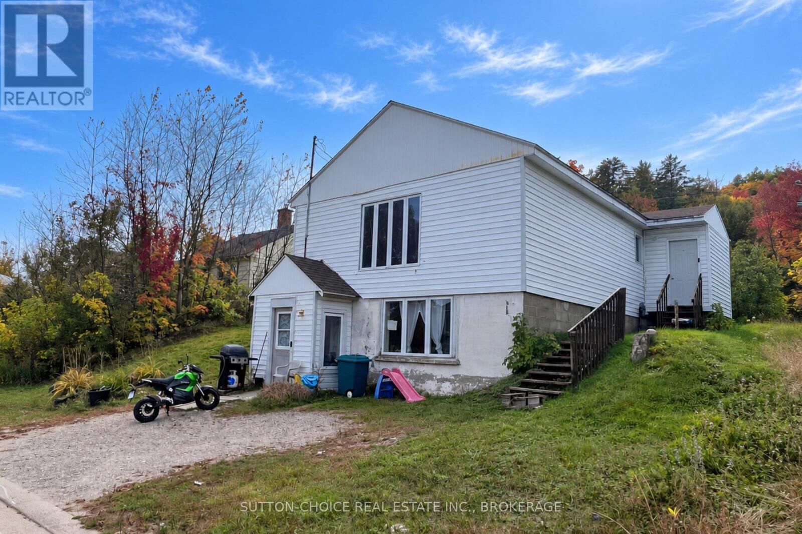 Property Photo:  19 Cedar Street  ON P0H 2J0 