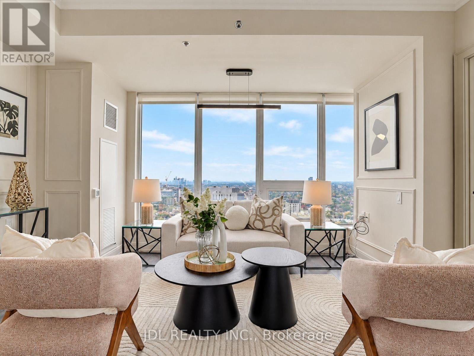 Property Photo: 203 College Street 2904 ON M5T 0C8