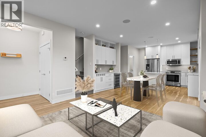 Property Photo:  813 Rose Avenue  BC V1Y 5K3 