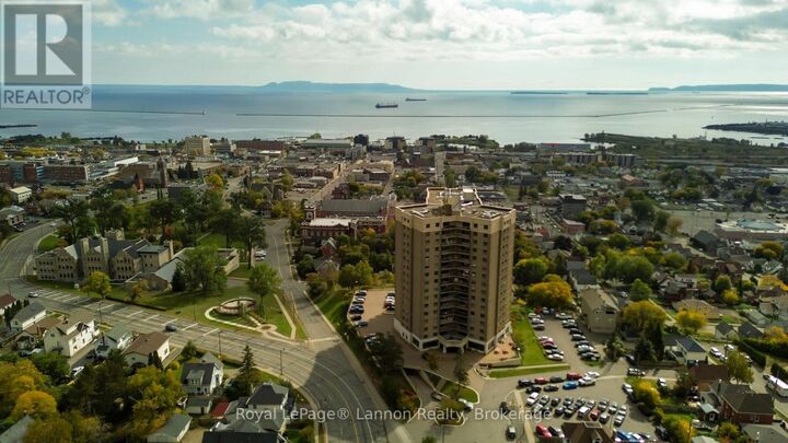 Property Photo:  405 Waverley Street 1503  ON P7B 1B8 