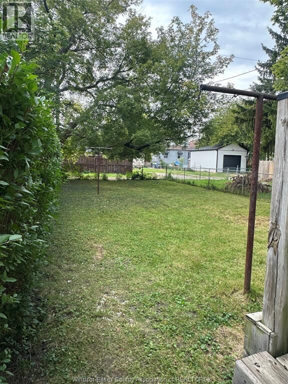 Property Photo:  1577 Moy Avenue  ON N8X 1J4 
