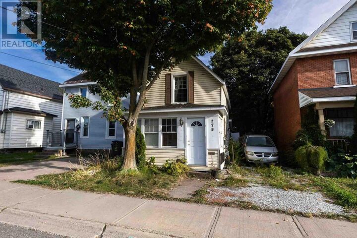 Property Photo:  178 Dennis St  ON P6A 2X3 