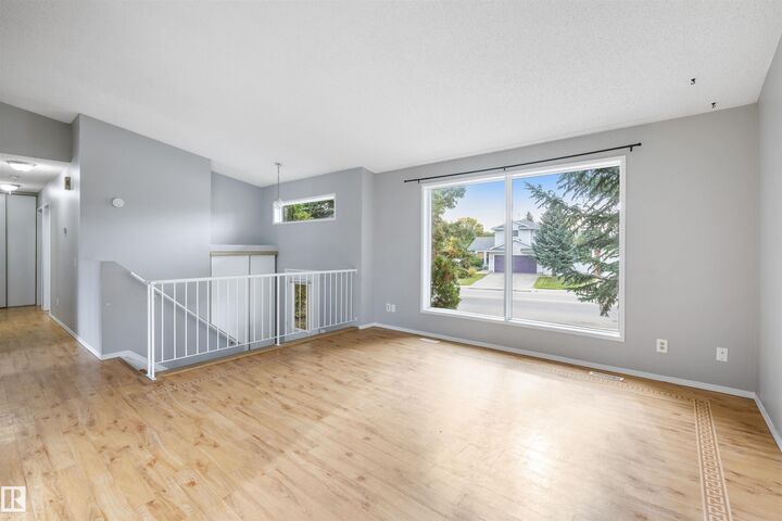 Property Photo: 4105 44 Avenue AB T7Z 1K3