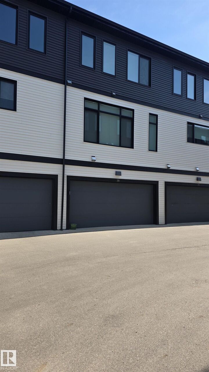 Property Photo:  1729 Keene Crescent SW 38  AB T6W 4B6 