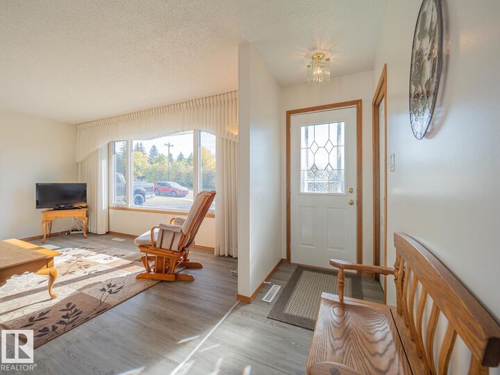 Property Photo:  5320 54 Street  AB T0B 0H0 