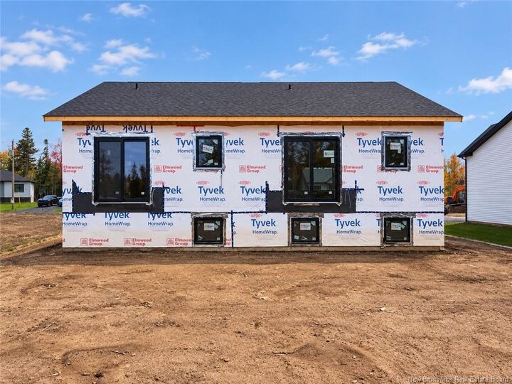 Property Photo:  181 Carrington Drive  NB E1B 5E8 