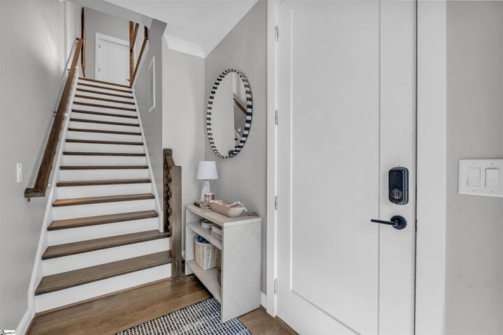 Property Photo:  611 N Main Street Unit #9  SC 29601 