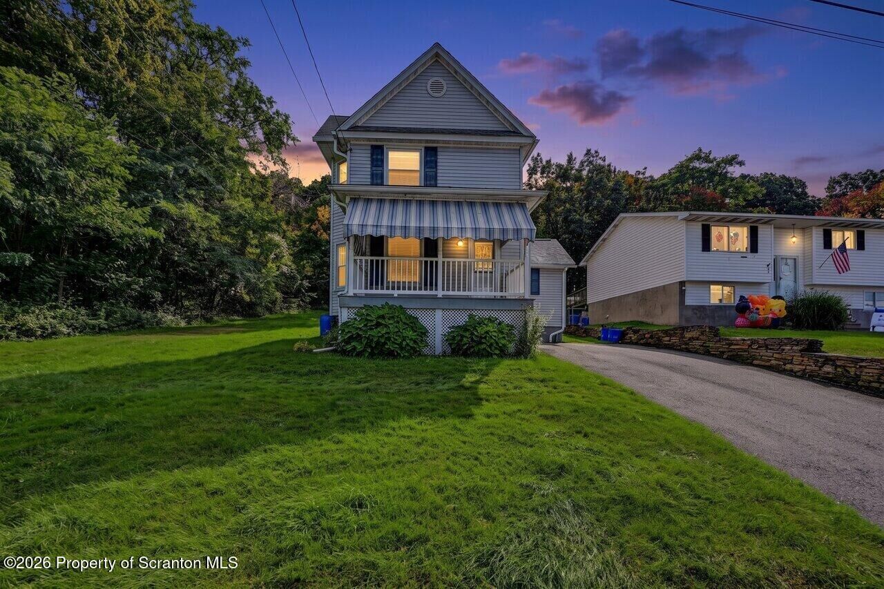 Property Photo:  1001 Moltke Avenue  PA 18505 