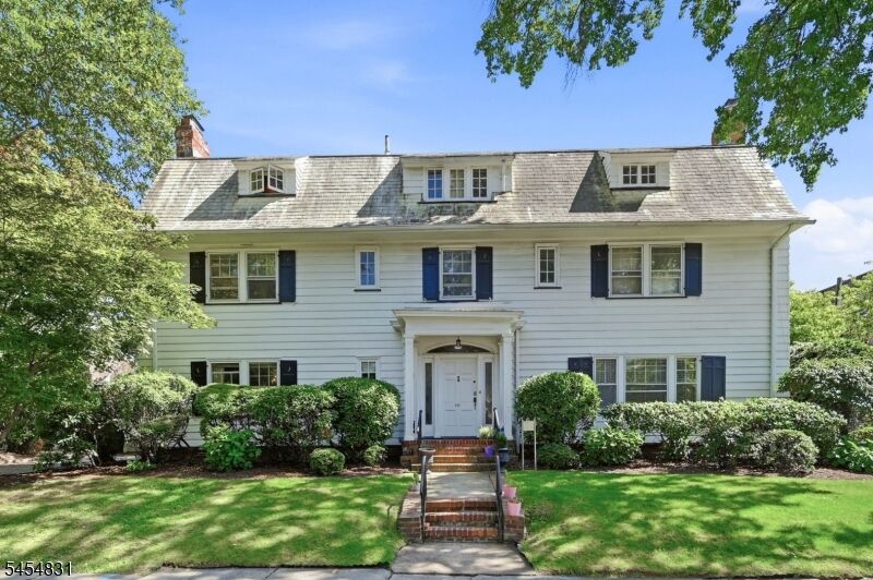 Property Photo:  415 Ridge St  NJ 07104 