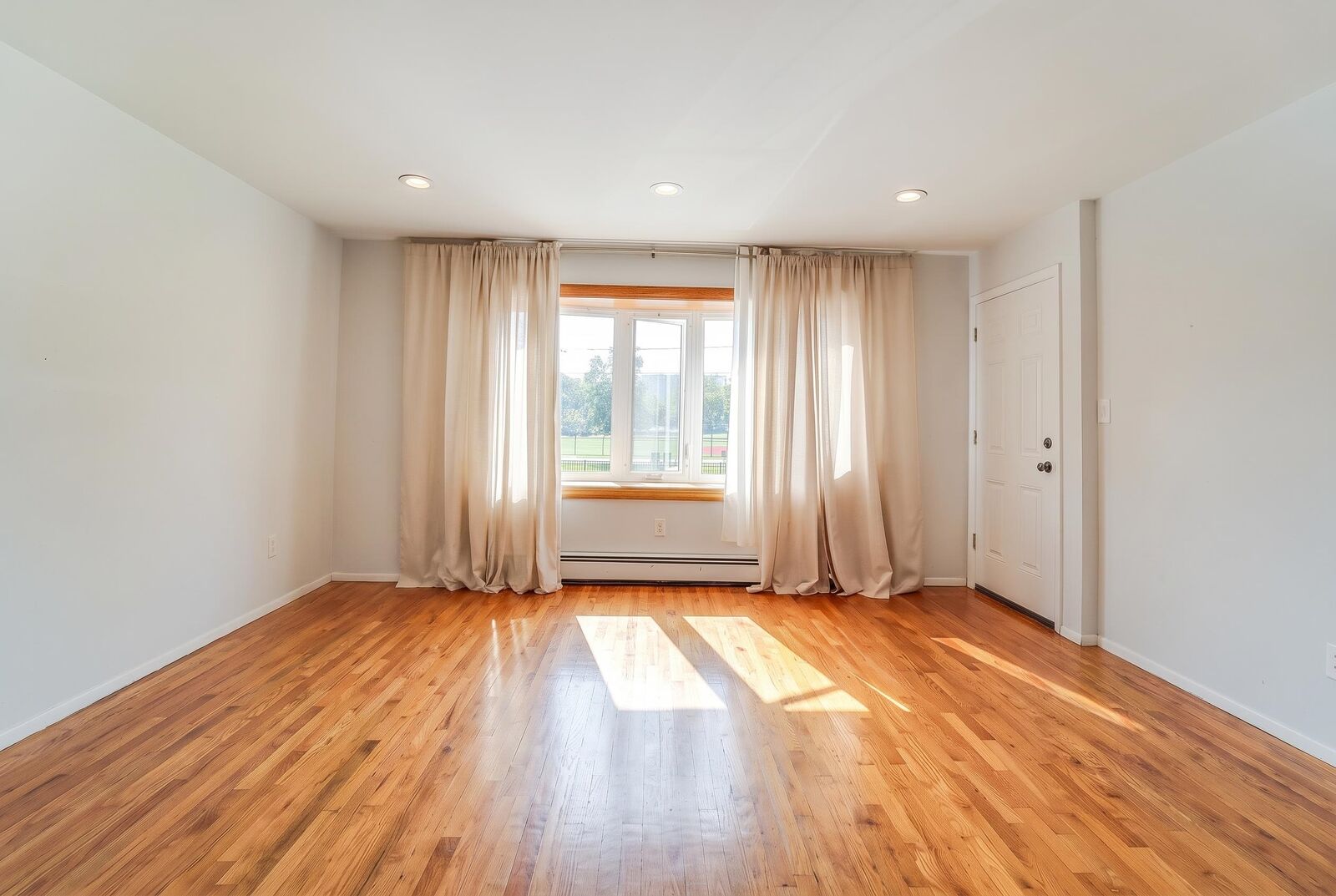 Property Photo: 565 Central Ave 1 NJ 07307