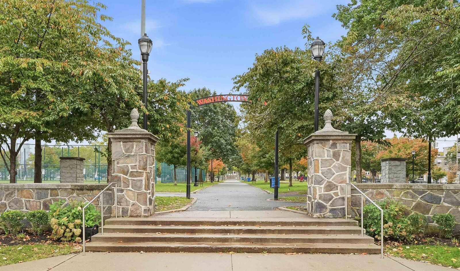 Property Photo:  565 Central Ave 1  NJ 07307 