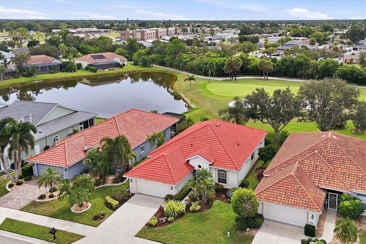 Property Photo:  446 Pinewood Lake Drive  FL 34285 