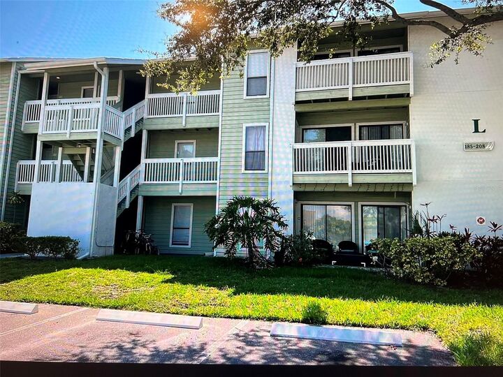 Property Photo:  455 Alt 19 S 202  FL 34683 