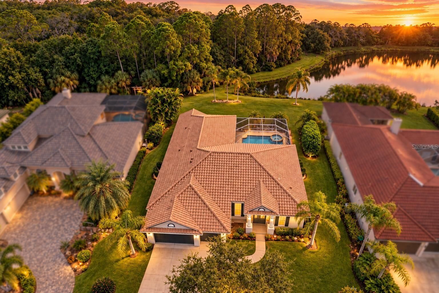 Property Photo:  9420 Royal Calcutta Place  FL 34202 