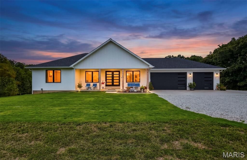 Property Photo:  24760 State Hwy Ee  MO 63383 