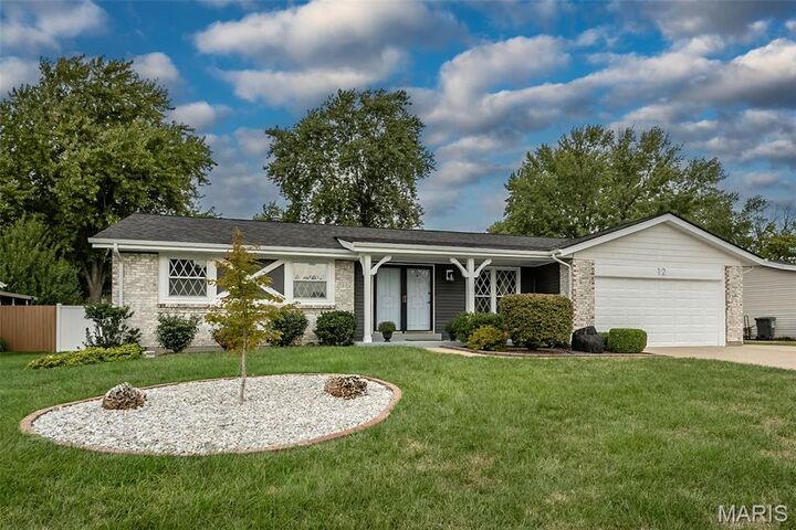 Property Photo:  12 Oakridge West Drive  MO 63376 
