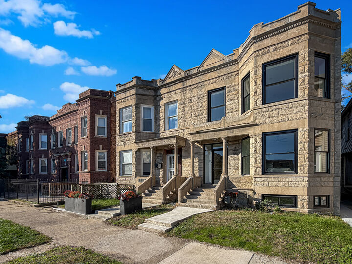 Property Photo:  6610 S Evans Avenue  IL 60637 