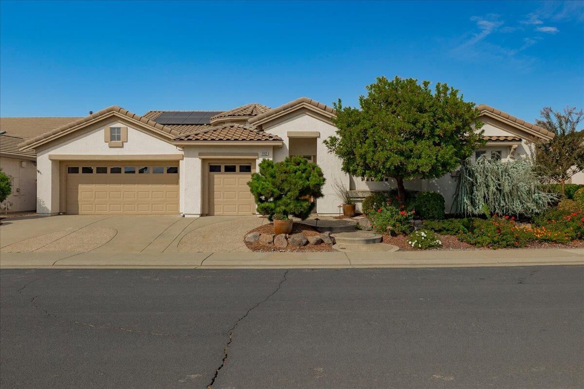 Property Photo: 112 Lakefield Court CA 95648