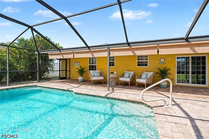 Property Photo:  316 SW 19th Terrace  FL 33991 