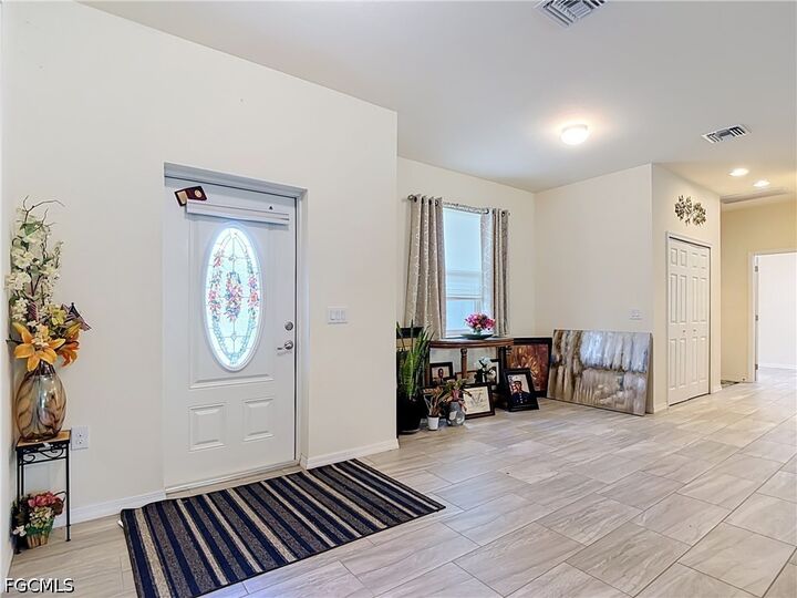 Property Photo: 6027 Acorn Circle FL 33935