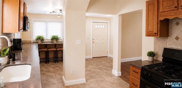 Property Photo:  307 Raymond Street  NJ 07604 