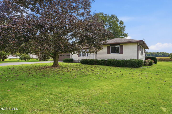 Property Photo: 6959 W State Route 12 OH 45840