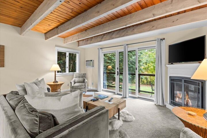 Property Photo: 277 Topnotch Drive VT 05672