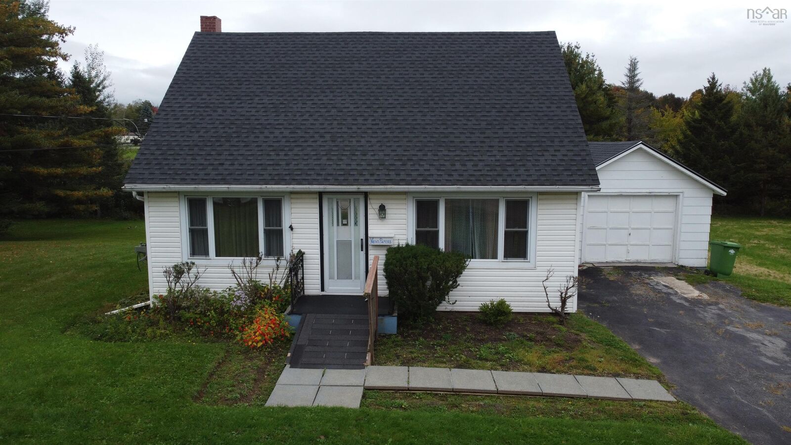 Property Photo:  171 Falmouth Dyke Road  NS B0P 1P0 