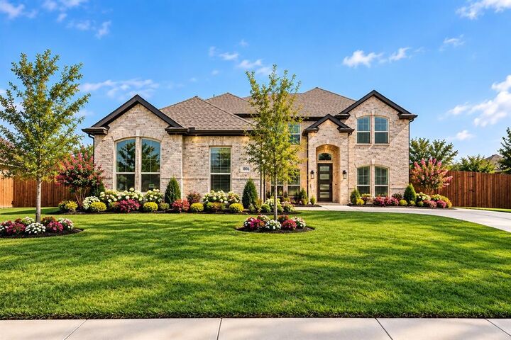 Property Photo:  1806 Whisperwood Way  TX 76065 