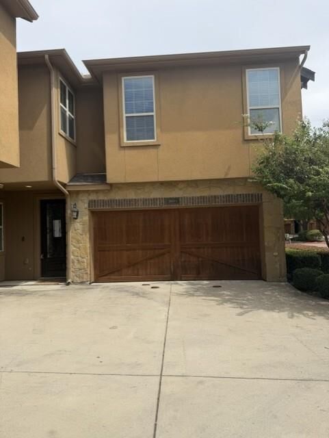 Property Photo:  2660 Venice Drive 1  TX 75054 