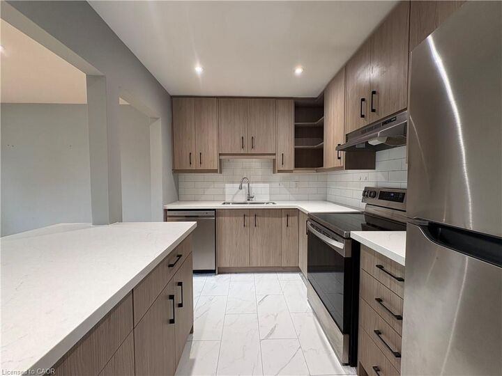 Property Photo:  1797 Main Street W 4  ON L8S 1H6 