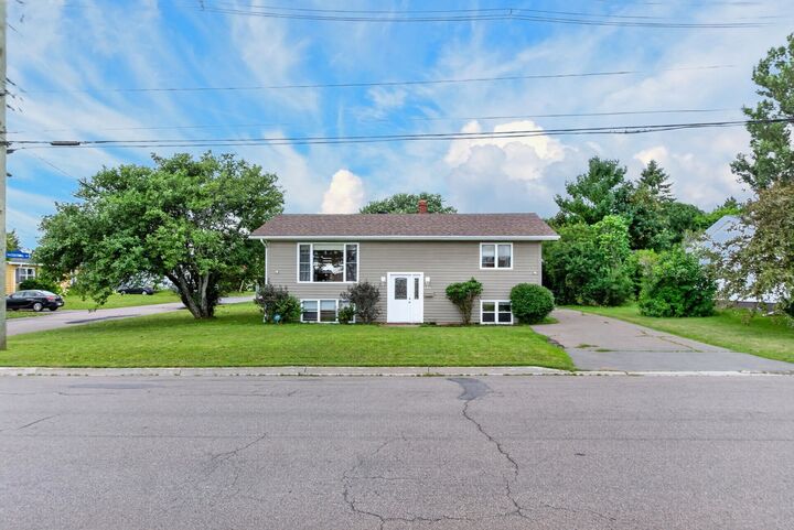 Property Photo:  226 Arcona Street  PE C1N 2X2 