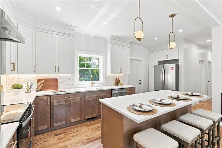 Property Photo:  515 Gaskill St  RI 02895 