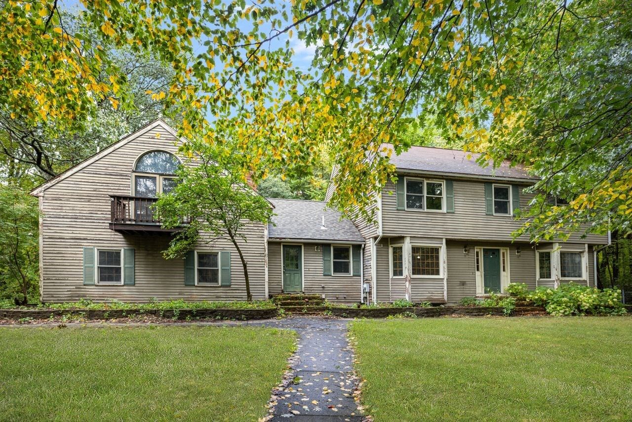 Property Photo:  16 Wildwood Circle  MA 01529 