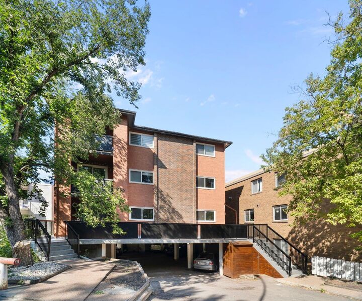 Property Photo:  930 Royal Avenue SW 4  AB T2T 0L5 