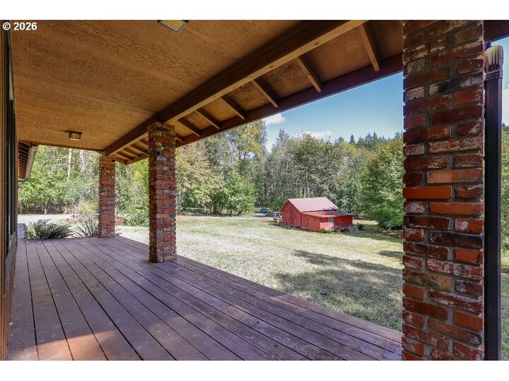Property Photo:  78548 Rat Creek Rd  OR 97424 