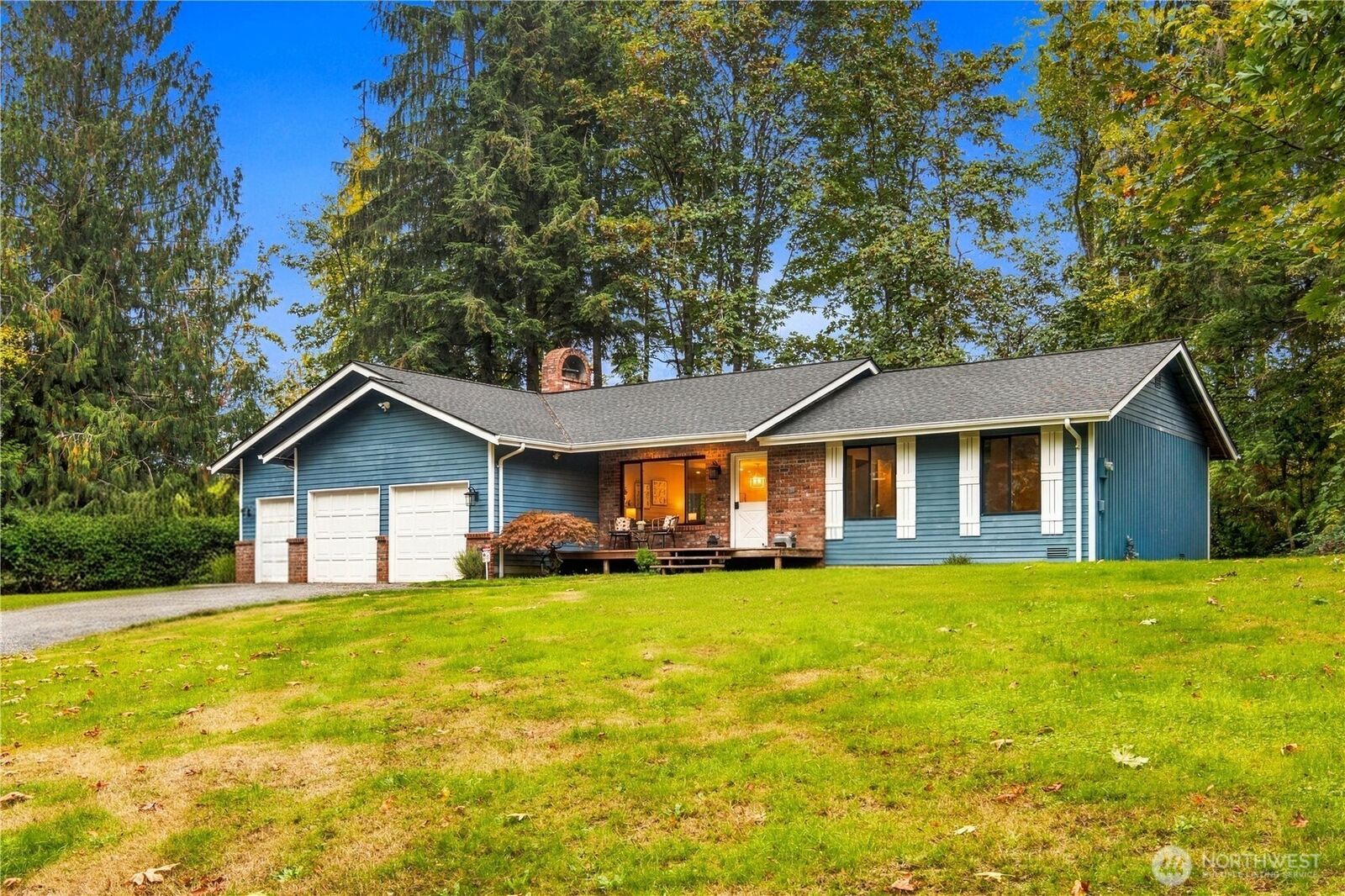 Property Photo: 25434 SE 219th Street WA 98038