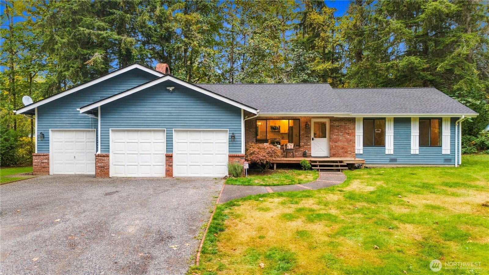 Property Photo:  25434 SE 219th Street  WA 98038 