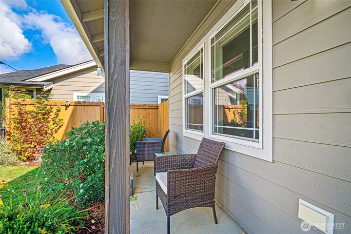 Property Photo:  2088  Thornton Street  WA 98248 