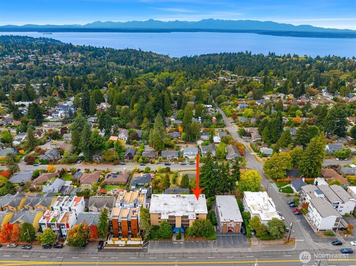 Property Photo: 11239 Greenwood Avenue N 304 WA 98133