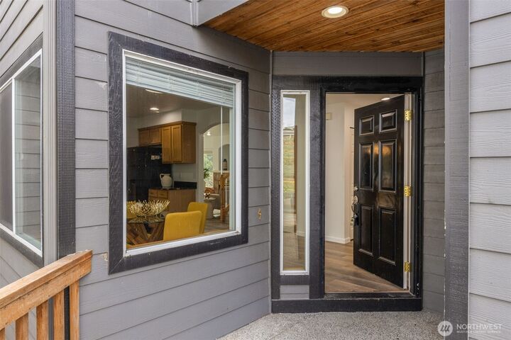Property Photo: 17028 4th Avenue SE WA 98012