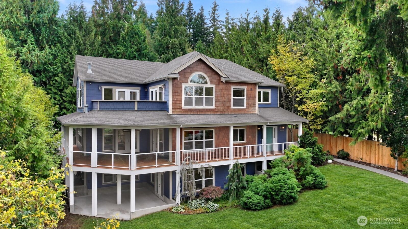 Property Photo: 4618 Lakeway Drive WA 98229