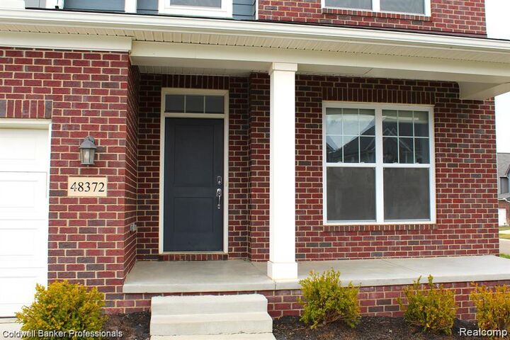 Property Photo: 48372 Fieldstone Drive MI 48168