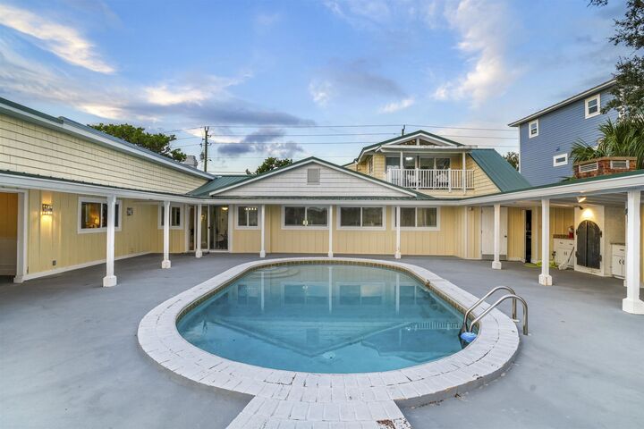 Property Photo:  239 Coquina Ave  FL 32080 